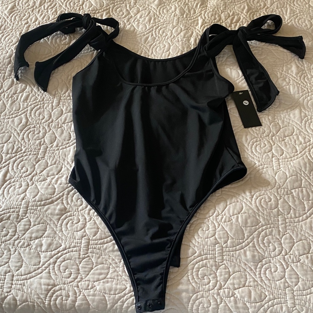 Kara and Kate Elegant Black Bodysuit with Bow Straps